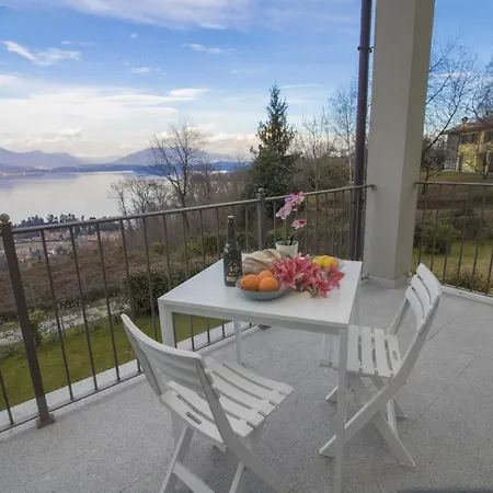 Piantini Sleeps 4 Pool Apartment *